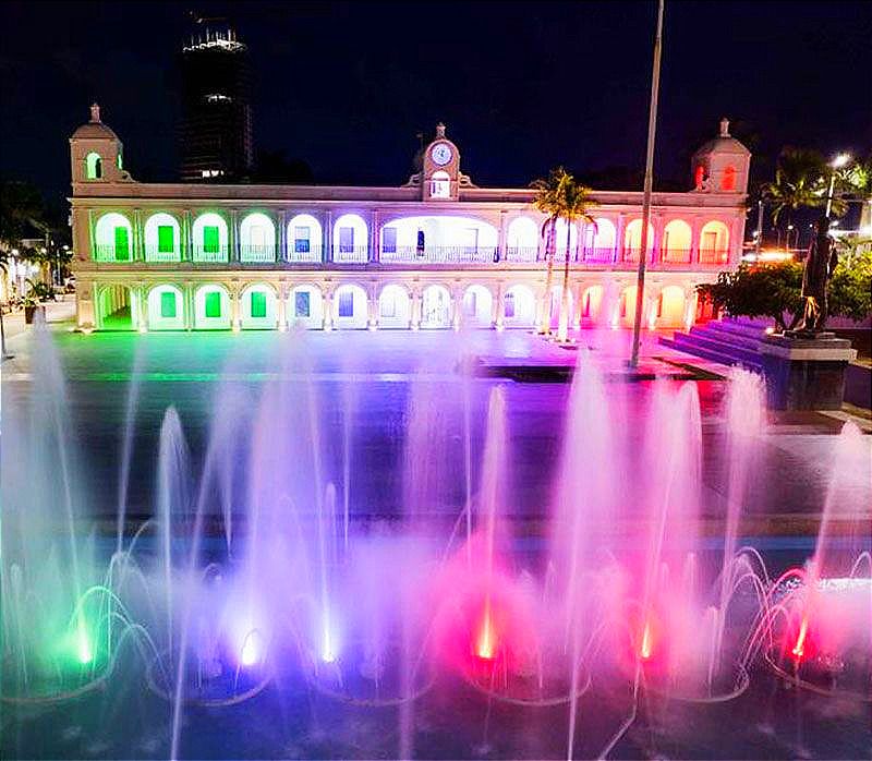 As Luce El Palacio Municipal De Boca Del R O