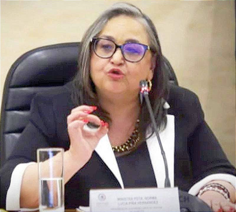 SUPREMA CORTE INFORMA QUE MINISTRA NORMA PIÑA SIGUE TRABAJANDO CON