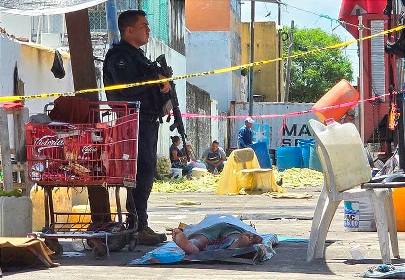 Rucho Falleci En El Mercado Malibr N El Chaparro Lo Carg Hasta