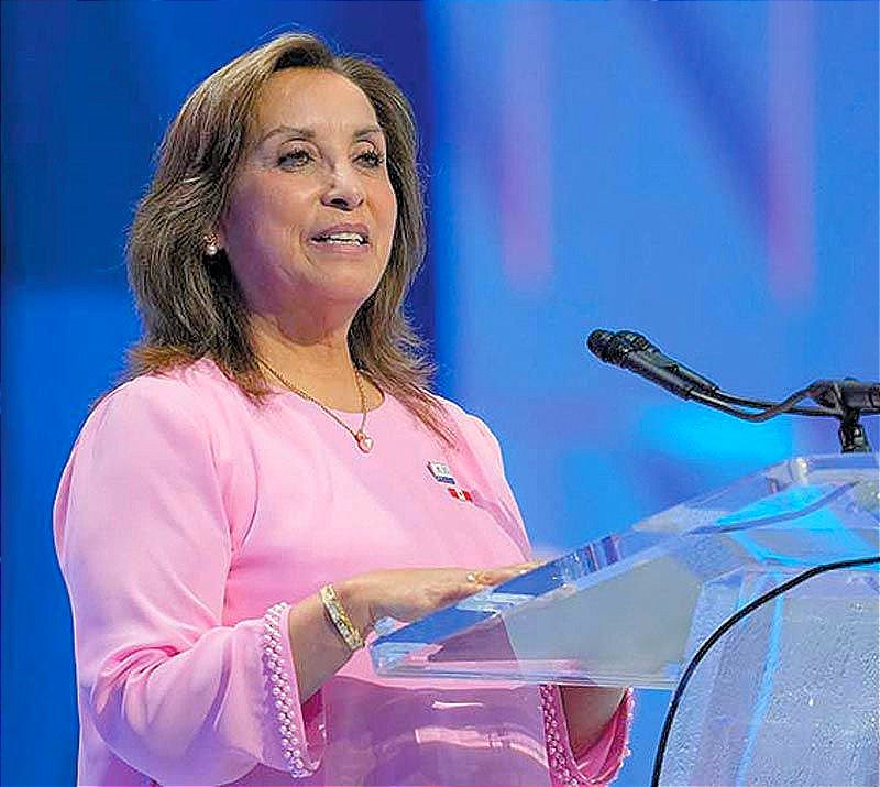 ¡entregan Presidencia De Apec A Dina Invita A Todos A PerÚ