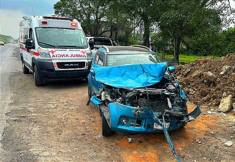 Choque De Camionetas En La Federal Veracruz Xalapa Quedan Para La