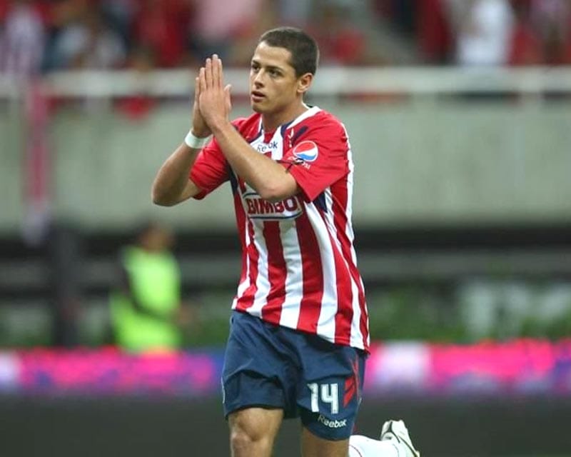 ¡CHICHARITO REGRESA A CHIVAS!