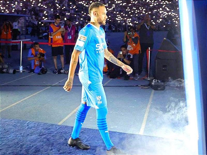 ¡ESPECTACULAR PRESENTACIÓN DE NEYMAR!