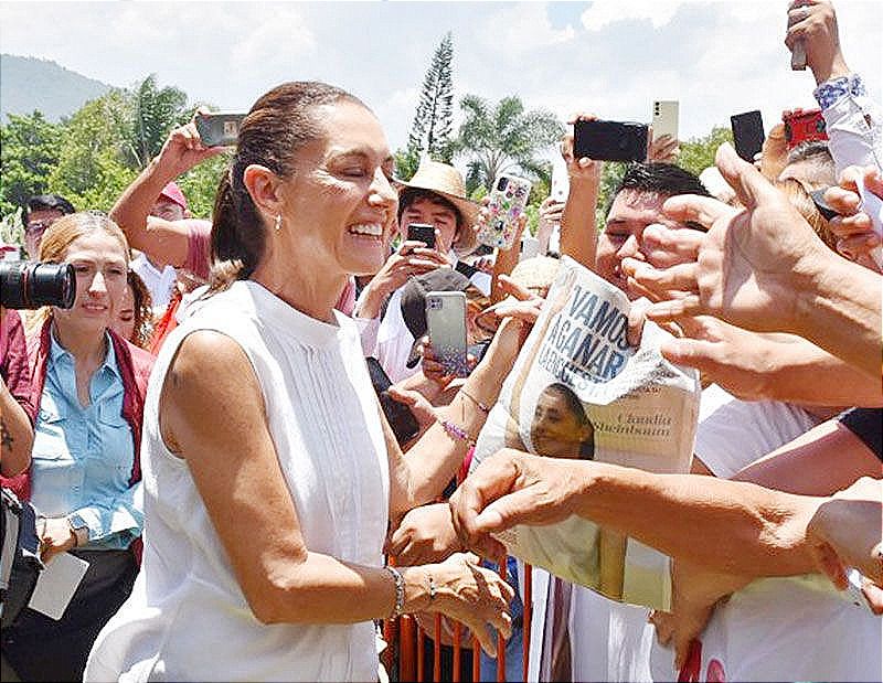 ¡FIESTÓN PA’CLAUDIA!