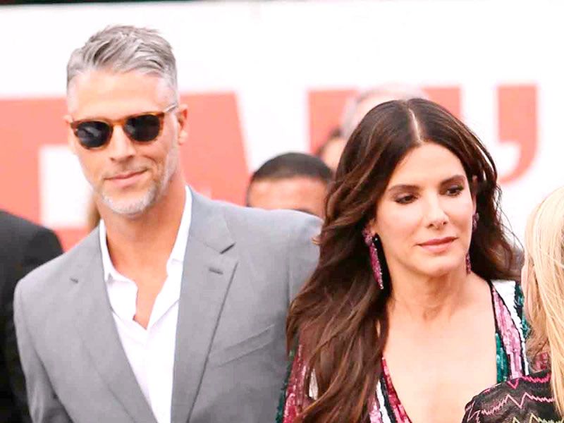 ¡MUERE A LOS 57 AÑOS, NOVIO DE SANDRA BULLOCK!