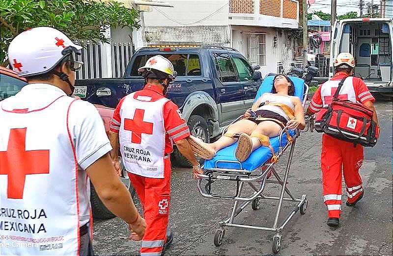 ¡INCENDIO DEJA DOS MUJERES INTOXICADAS POR HUMO!