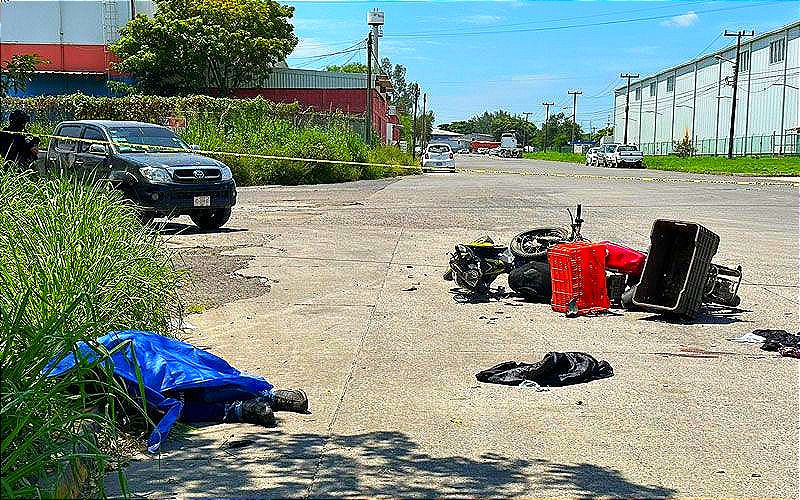 ¡ENCONTRONAZO DE MOTOS DEJA UN MUERTO Y UN HERIDO!