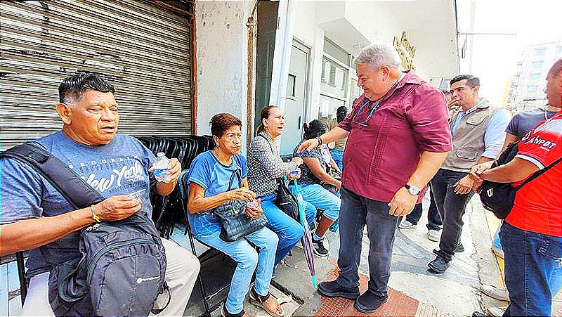 ¡“QUE EL PUEBLO DECIDA, NO UNA BOLA DE BURÓCRATAS”! -Súper Delegado Huerta Quiere la Gubernatura