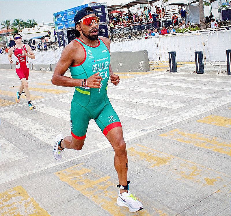 ¡SE CONFIRMA A CRISANTO! Va por el Triplete Dorado en Triatlón