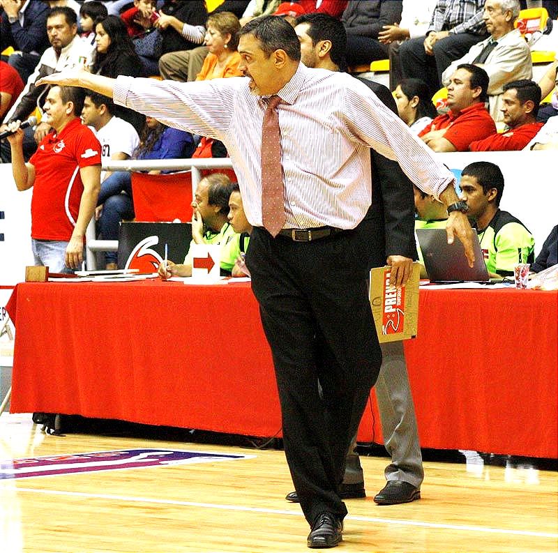 ¡ENTRONIZARÁN A EDDIE CASIANO EN PUERTO RICO! -Ex Coach de Halcones Rojos