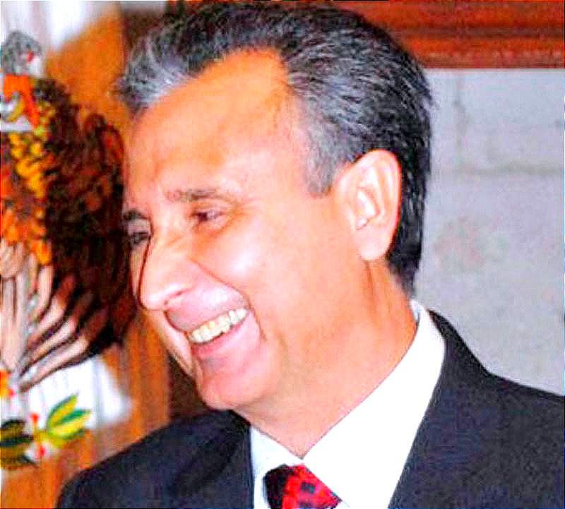 ¡PLAGIAN EX ALCALDE DE TUXPAN! -Y Ex Secretario de Turismo con Fidel