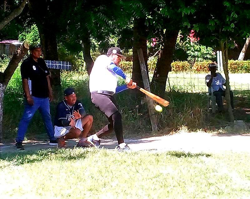 ¡TORTUGAS SORPRENDE A MESEROS EN LA PELOTA TIPO PLAYERO! -Liga Colonia Cuauhtémoc, *La Luz gana 9-8 a Águilas