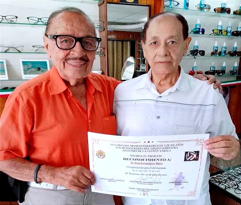 ¡MERECIDO RECONOCIMIENTO A “DON OSCAR”! -Promotor de futbol amateur y filántropo veracruzano