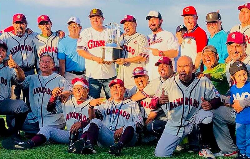 BEISBOL SUPER MASTER... ¡GIGANTES ES CAMPEÓN! -*Vencen 6-1 a Cotaxtla en Alvarado