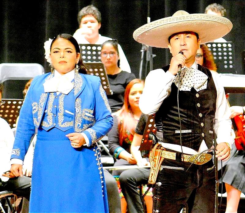 CONCIERTO MEXICANO CON ORQUESTA, CORO Y MARIACHI