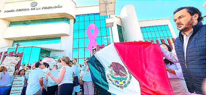 ¡PROTESTAN, PERO YA NO PUDIERON EVITAR LA DESAPARICIÓN DE LOS FIDEICOMISOS!