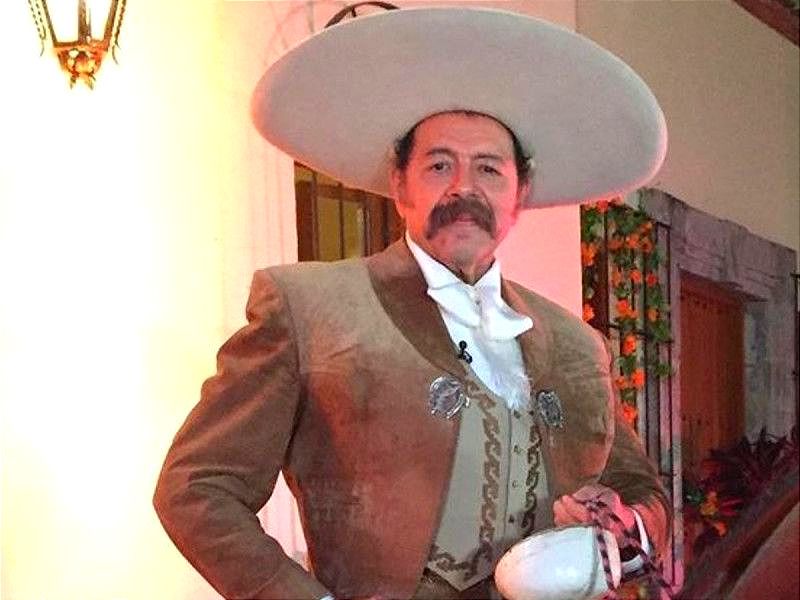 SE APAGA UNA ESTRELLA! Mueré Alberto Ángel "El Cuervo" Tenor mexicano, a los 73 años