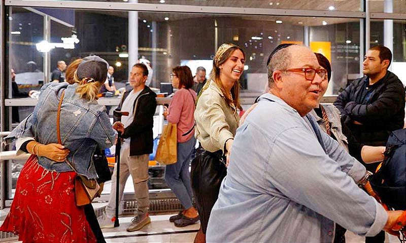 ¡AEROPUERTOS EN FRANCIA SON EVACUADOS! -Por amenazas de bomba