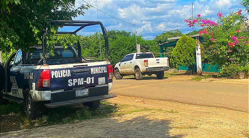 ¡LO EJECUTAN FRENTE A SU FAMILIA! -Se llevan a otro en una camioneta