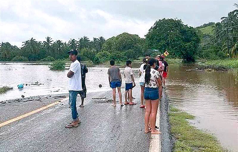 ¡AFECTA TORMENTA TROPICAL “MAX” A COSTA GRANDE DE GUERRERO!