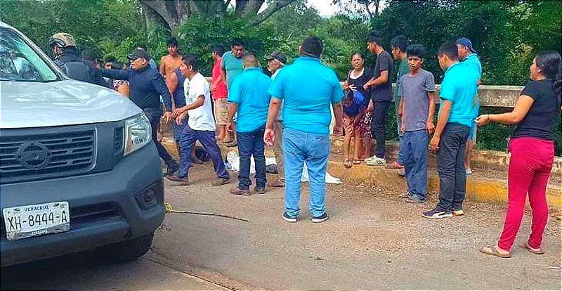 ¡MUERE ESTUDIANTE DE LA UPAV EN MOTOCICLETAZO! -Se Golpeó Brutalmente contra el Concreto