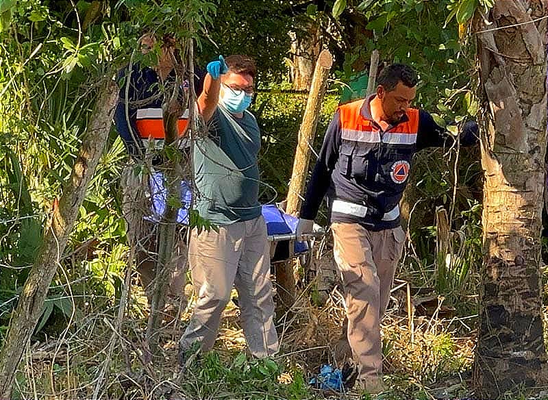 ¡BALEAN A “EL POLI” EN MEDELLÍN! -Lo Encuentran Muerto en la Colonia Alvaradito 2