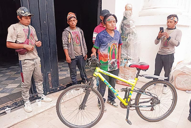 ¡ROBAN BICI DE PEREGRINOS! -Van a la Basílica de Guadalupe