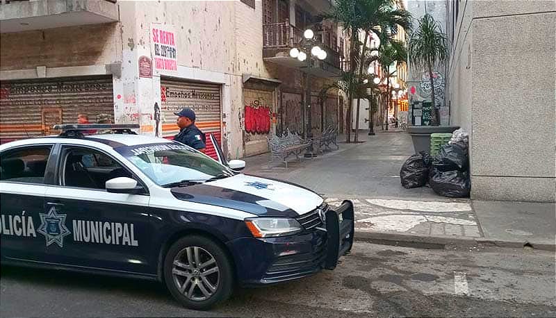 ¡ENCUENTRAN MUERTA A UNA  MUJER EN UN EDIFICIO ABANDONADO DEL CENTRO HISTÓRICO! -En el Callejón JJ. Herrera y Mario Molina