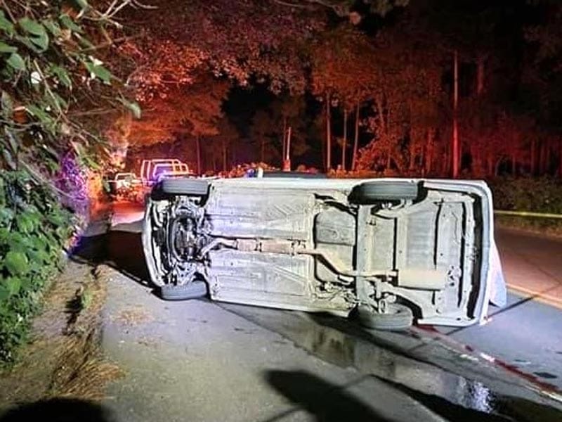 ¡MUEREN PRENSADOS EN CHOQUE Y VOLCADURA! -EN LA CARRETERA XALAPA-PEROTE