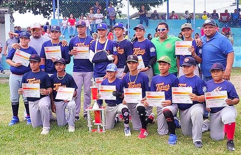 LIGA REGIONAL INFANTIL Y JUVENIL ¡TIGRES DE PIEDRA HERRADA EN EL CAMPEÓN EN 13-15! -*EN GRAN JUEGO DE EXTRA INNINGS GANA A LA BETO ÁVILA