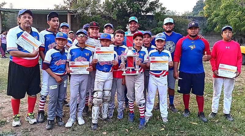 EN LA LIGA REGIONAL INFANTIL DE MEDELLÍN... ¡AZULEJOS DE SAN JULIÁN, CAMPEÓN EN 11-12!