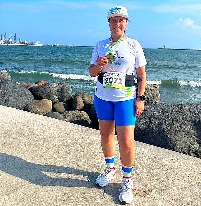 ¡DIANA, HIJA DE XÓCHITL GÁLVEZ CORRE Y SE LLEVA HASTA MEDALLA! *"Diana me hace Sentir la Mamá más Orgullosa del Mundo. Muchas Felicidades Hija por Terminar con Éxito el Medio Maratón de Veracruz. ¡Qué Sigan los Éxitos!"