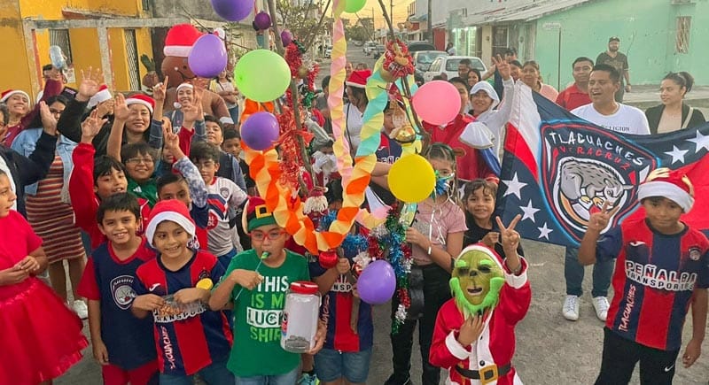 ¡TLACUACHES REALIZÓ SU TRADICIONAL POSADA!