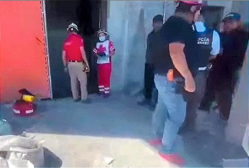 ¡MUEREN CUATRO TRABAJADORES AL CAER ASCENSOR DE CARGA! -EN LA PLAZA COMERCIAL SIKARA DE MONTERREY