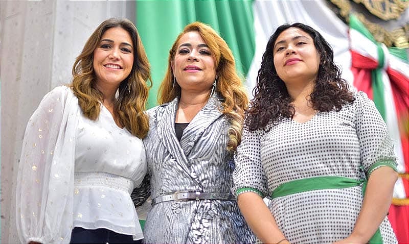 ¡CHICAS VERDES CREAN BANCADA! -*“POR AMOR A VERACRUZ VERDE”...