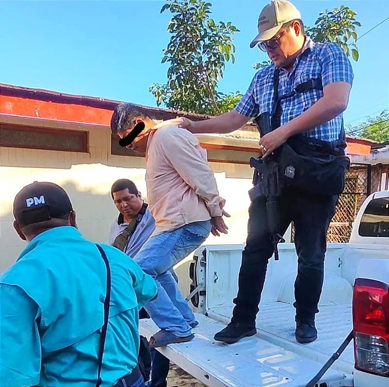 ¡CAPTURAN AL CHACAL QUE ABUSO Y MATO A SU SOBRINA! -LA MAMÁ, DE 19 AÑOS, SE LA HABÍA DEJADO AL CUIDADO DE EL PORQUE IRÍA A CELEBRAR EL AÑO NUEVO