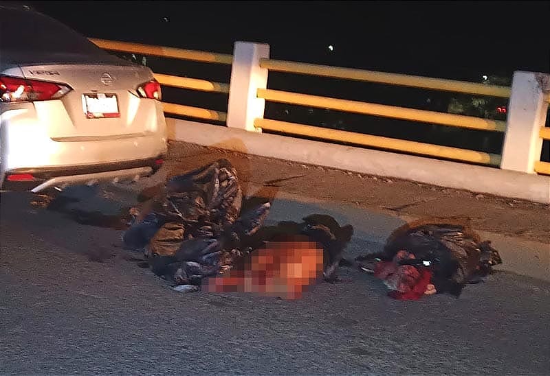 ¡15 PERSONAS DESMEMBRADAS, EMBOLSADAS Y EN HIELERAS! -ASÍ LOS DEJARON EN UN PUENTE EN TUXPAN