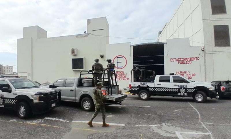 ¡ATRACAN A ESTADOUNIDENSE DE 79 AÑOS CERCA DE LA TORRE FEA! -OTRO CASO DE VENADEO EN EL BANCO...