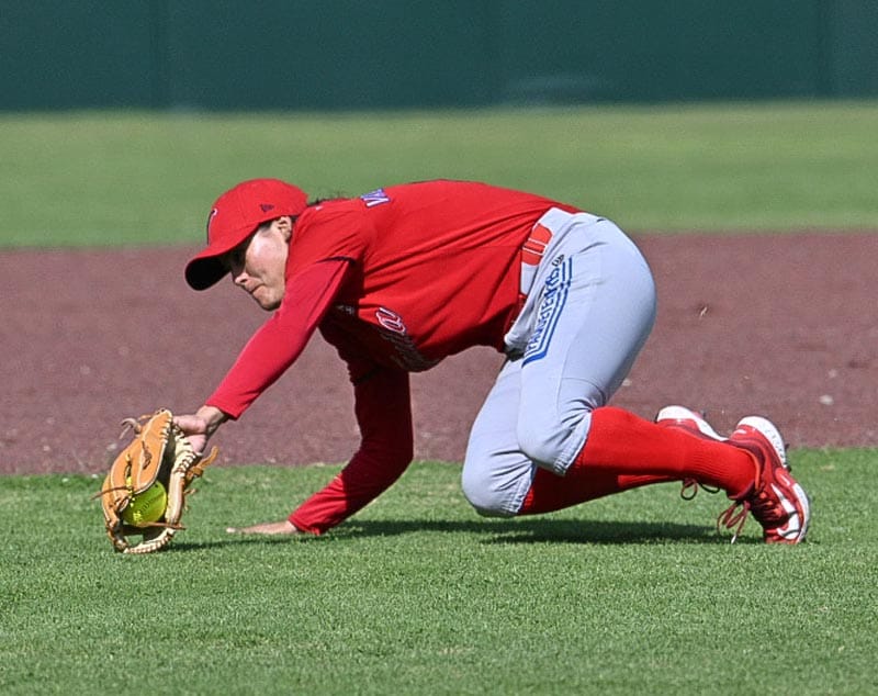 ¡EL ÁGUILA CAE EN EXTRAINNINGS ANTE DIABLOS EN SOFTBOL FEMENIL!