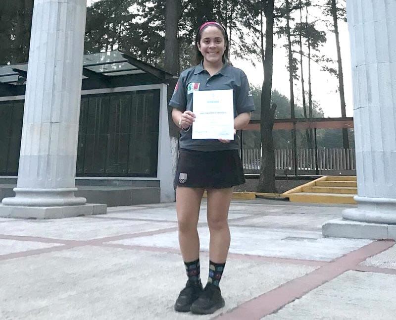 ¡ENTRENADORA VERACRUZANA LOGRA CERTIFICACIÓN EN TENIS DE MESA!