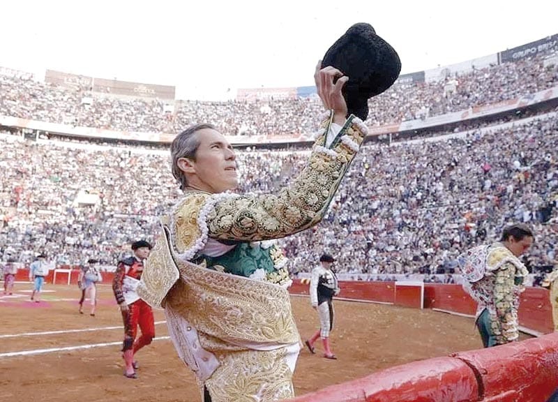 ¡Y LA MÉXICO SE LLENÓ! Había quienes, escépticos, no creyeron que la plaza se llenaría...