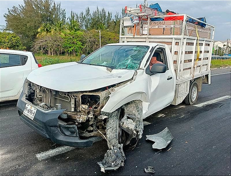 ¡DOBLE ACCIDENTE EN LA CARRETERA FEDERAL VERACRUZ-XALAPA! - DOS HERIDOS