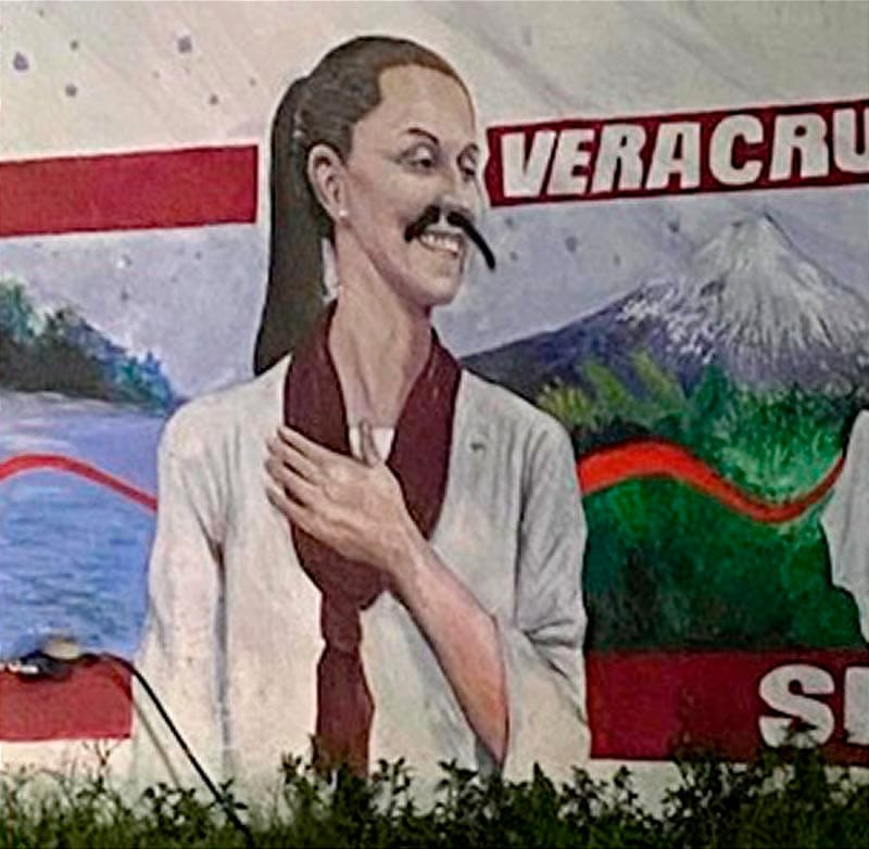 ¡LE PONEN BIGOTE A MURAL DE CLAUDIA!