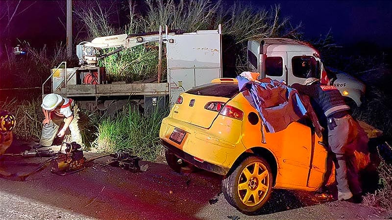 ¡CARAMBOLAZO: 4 MUERTOS! - |SOBRE LA CARRETERA FEDERAL TRANSÍSTMICA SALINA CRUZ-SAYULA DE ALEMÁN