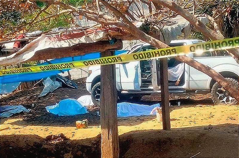 ¡DE TERROR! - |Estaban de Fiesta y los Emboscan al Interior de la Camioneta *Mueren Siete, Entre Ellos Dos Mujeres y Un Menor de Edad