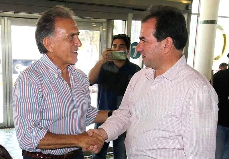 ¡DESAYUNEARON! - |Papá-Yunes y Pepe-Yu en La Parroquia de los 200