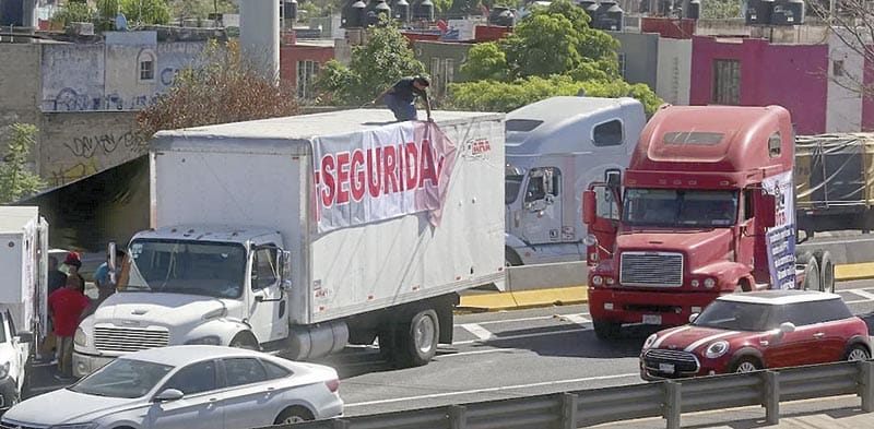 ¡PARO NACIONAL DE TRANSPORTISTAS! -POR OLA DE INSEGURIDAD