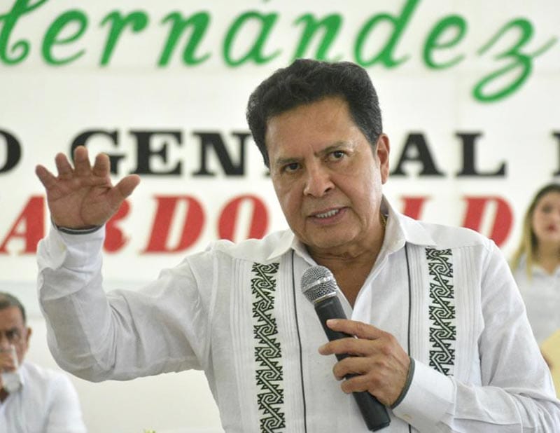 ¡PELEAN POR LA “LÍNEA”! -*Quieren que petroleros voten por Claudia *PAN pide que no se acate esta línea