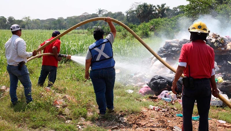 ¡SE INCENDIA CAMIÓN RECOLECTOR DE BASURA!