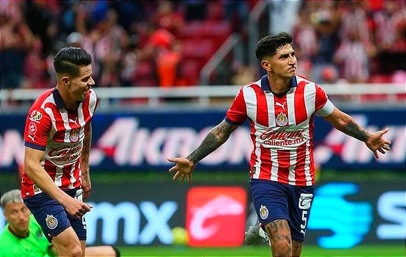 ¡CHIVAS YA TOMÓ VUELO, VOLVIÓ A GANAR! -*Cuatro Victorias al Hilo Tras Vencer 2-1 a los Bravos de Juárez.